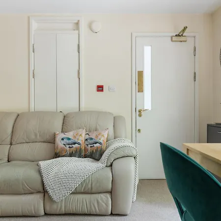 Canada Water Entire One-Bedroom Apartment Londra Esterno foto