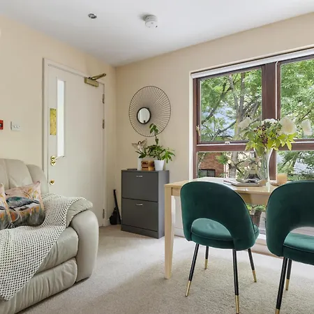 Canada Water Entire One-Bedroom Apartment Londra Esterno foto