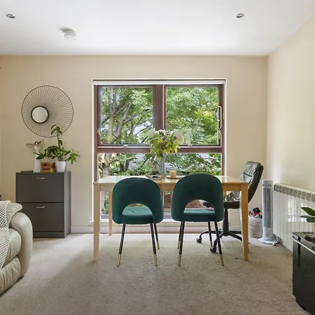 Canada Water Entire One-Bedroom Apartment Londra Esterno foto