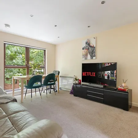 Canada Water Entire One-Bedroom Apartment Londra Esterno foto