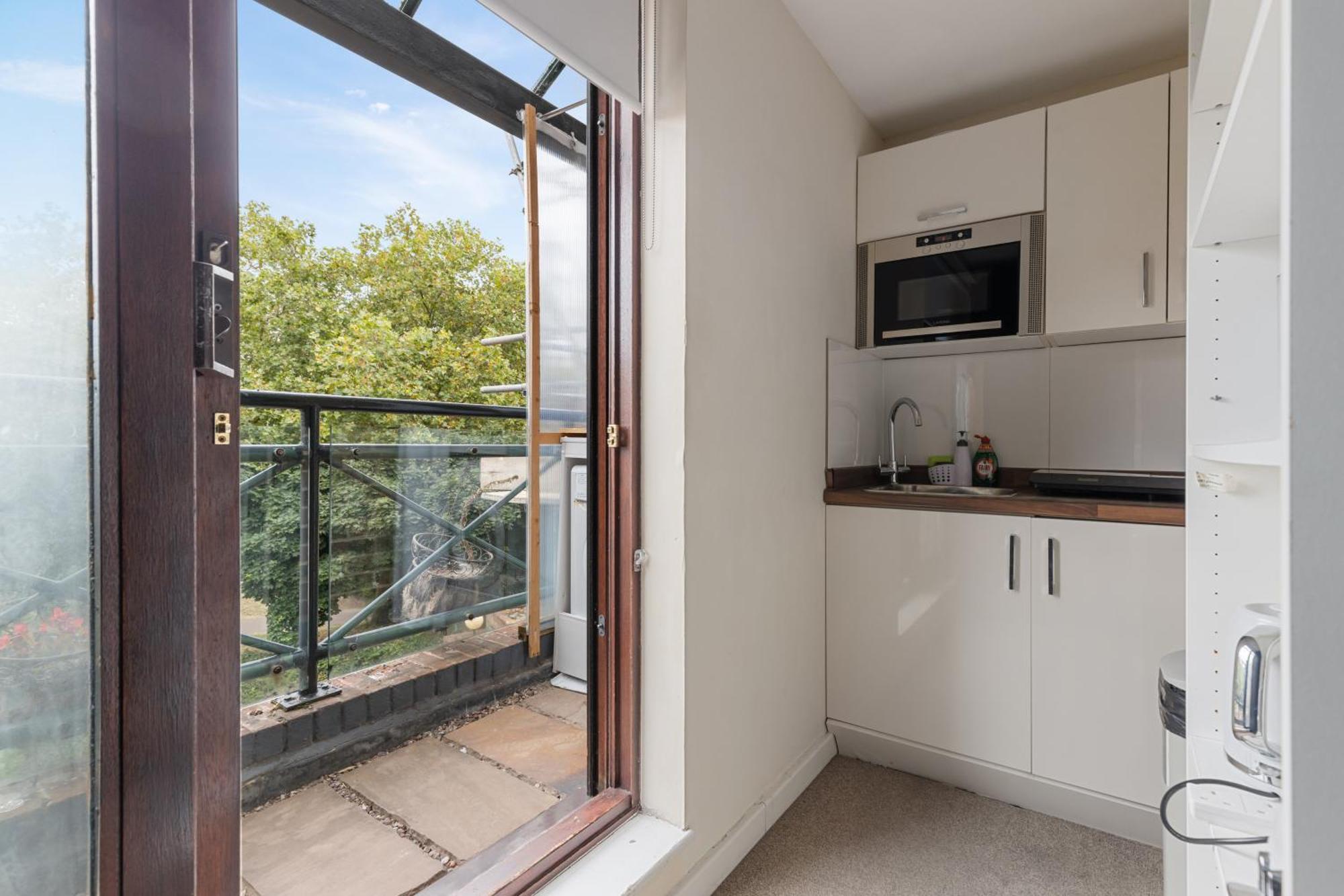 Canada Water Entire One-bedroom Apartment *